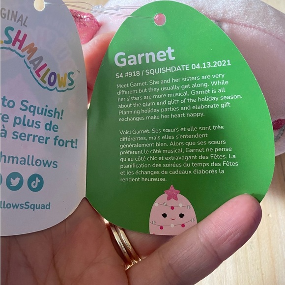 Squishmallows Garnet 4” Pink Christmas Tree Plush NEW - Picture 2 of 6